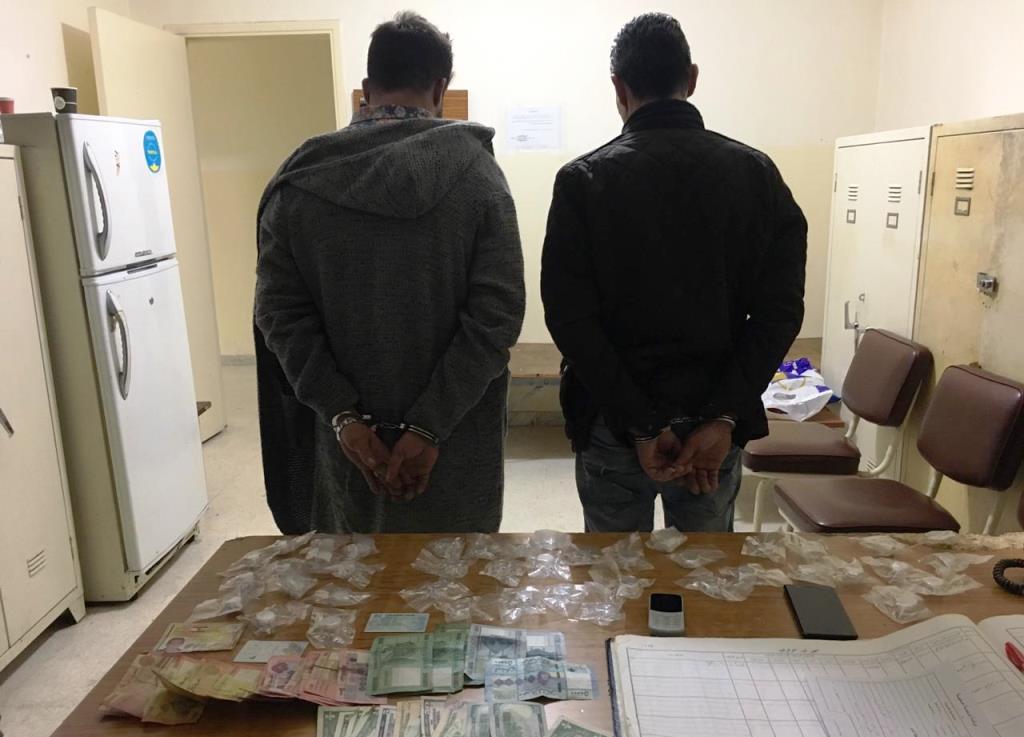 قوى الامن: توقيف اثنين من أخطر مروجي المخدرات في نهر الموت