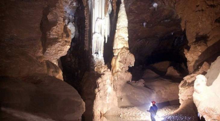 انقاذ خمسة أشخاص علقوا داخل كهف في فرجينيا