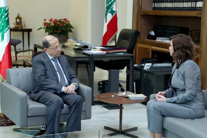 الرئيس عون عرض مع وزيرة الطاقة عمل الوزارة