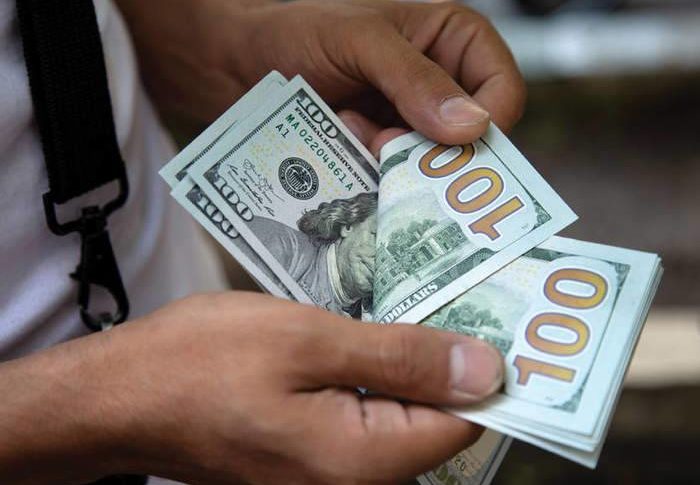 توضيح من قوى الأمن : المئة دولار ذات النموذج القديم لا تزال قيد التداول