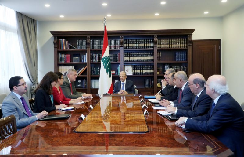 الرئيس عون استقبل “يان كوبيتش” وعرض معه التطورات الأخيرة