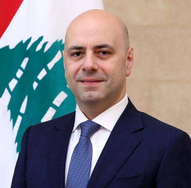 نائب رئيس مجلس الوزراء : الوضع المالي والاقتصادي دقيق جدا ولا يحتمل الخروج عن البيان الوزاري والإجماع العربي