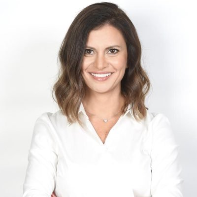 وزيرة الطاقة وقعت قراراً بتكليف منشآت النفط باستيراد الغاز المنزلي.