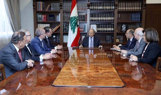 الرئيس عون التقى وفدا من الهيئات الاقتصادية واطّلع منهم على واقتراحاتهم لمعالجة الاوضاع الاقتصادية