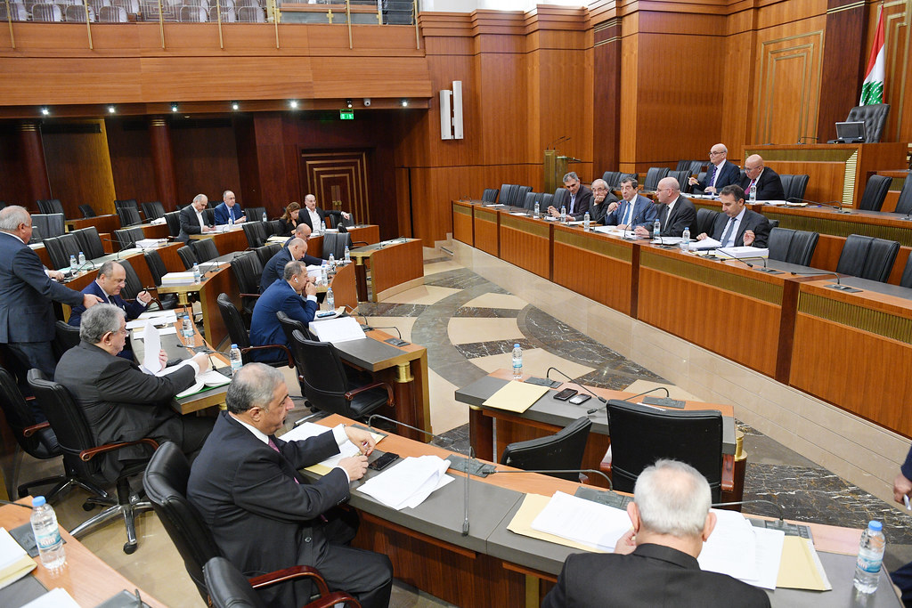 اللجان ناقشت تعديل احكام قانون الضمان وانشاء نظام التقاعد ومرسوم اعادة قانون مكافحة الفساد