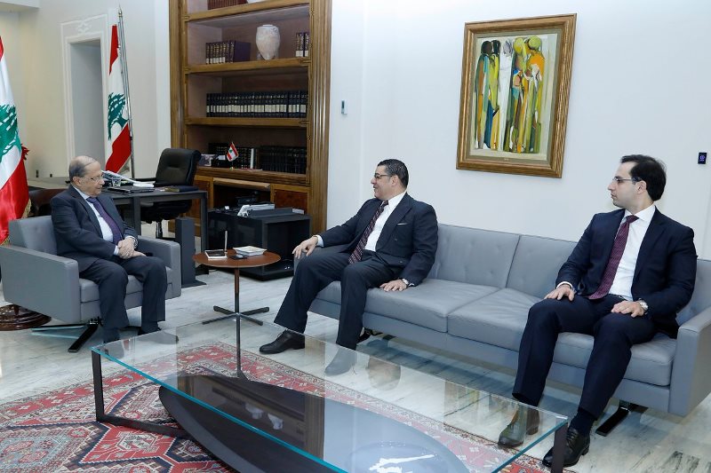 الرئيس عون استقبل السفير المصري