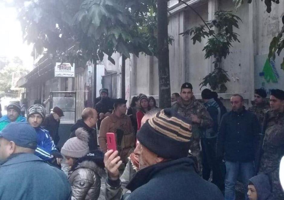 تجمع أمام أوجيرو في طرابلس ومسيرة طالبية في أبي سمراء