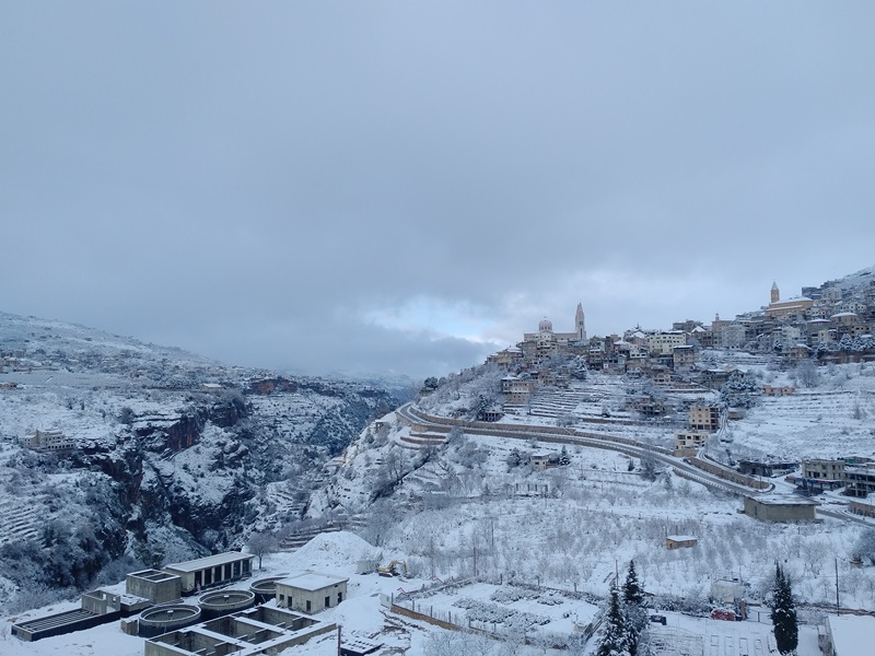 الثلوج غطت قضاء بشري