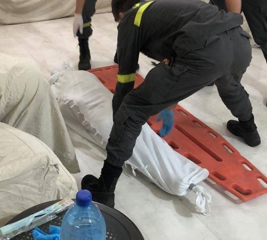 نقل جثة عاملة اجنبية من المصيطبة الى المستشفى