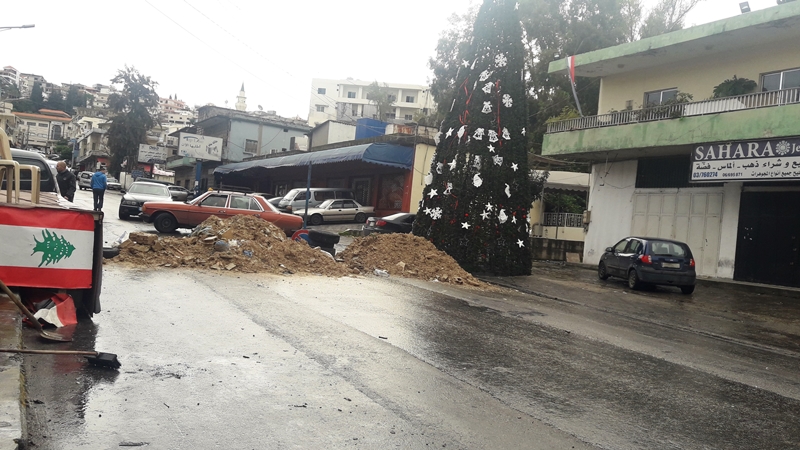 طريق عام حلبا مقطوعة