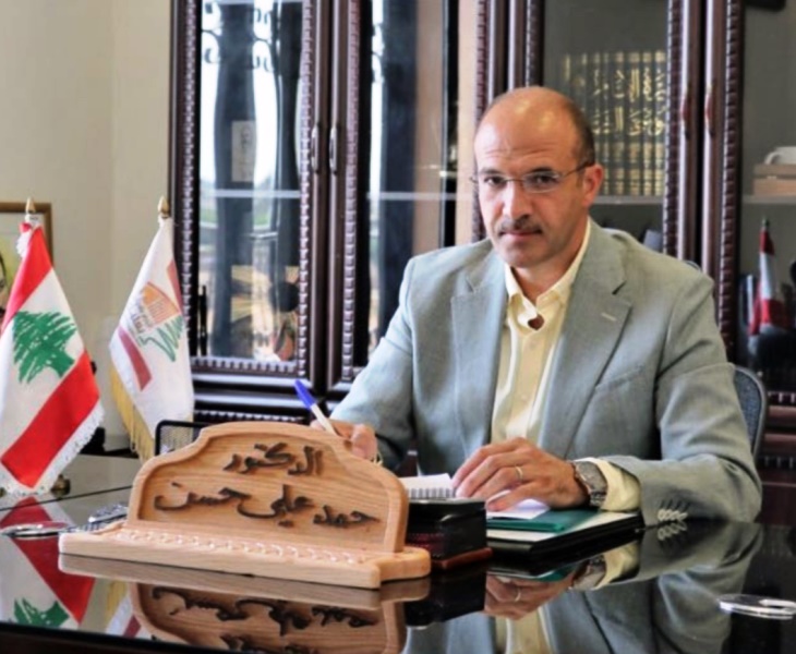 الوزير حمد يعقد مؤتمرا صحافيا قبل ظهر اليوم