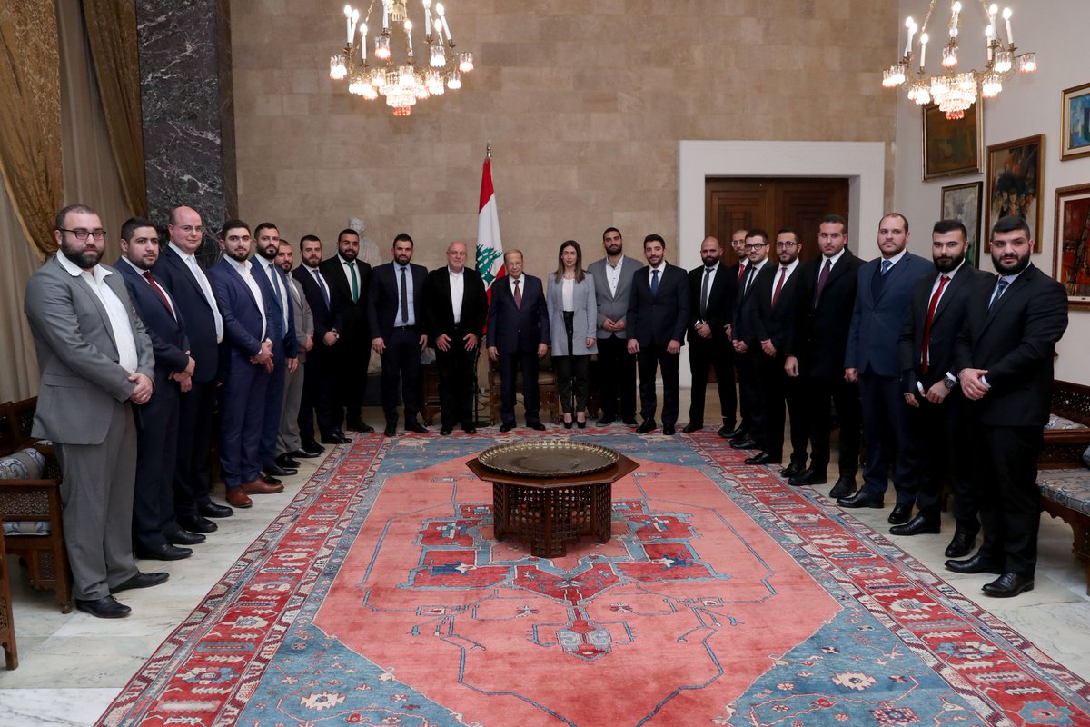 الرئيس عون التقى وفدا من قطاع الشباب في الوطني الحر