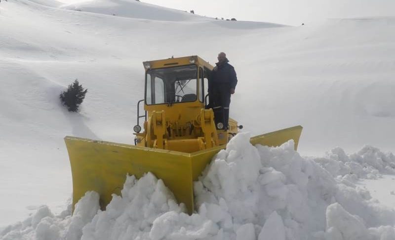 فتح طريق القموعة الشنبوق باتجاه القبيات