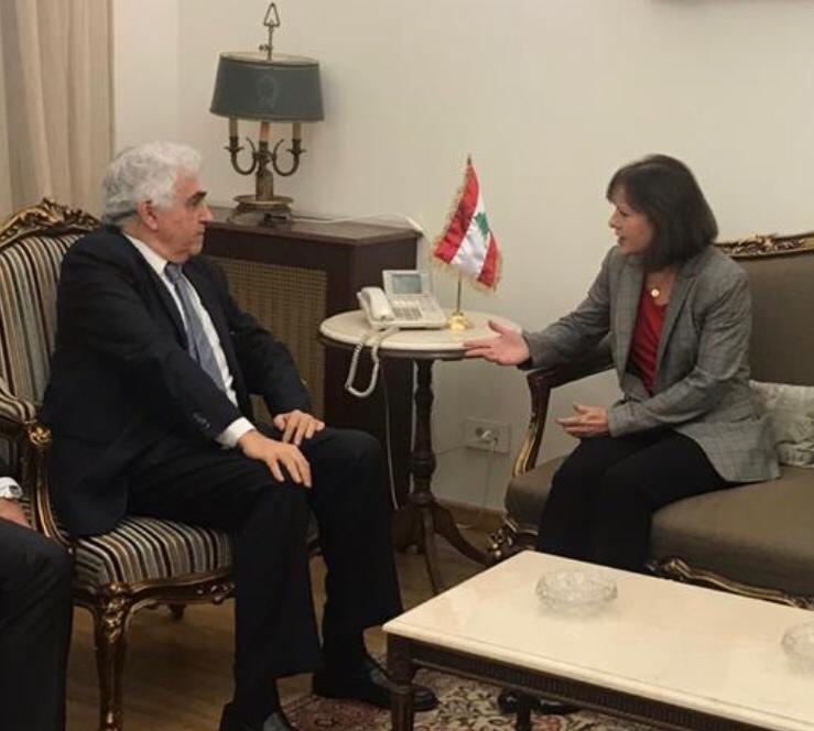 الوزير حتي التقى ريتشارد.