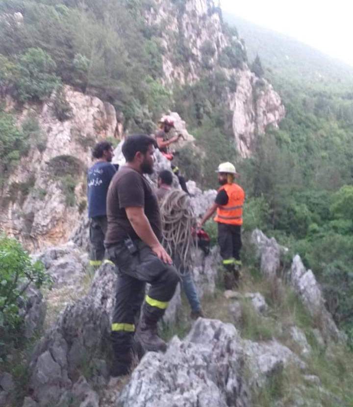 إنقاذ شاب سقط عن مرتفع شاهق في يحشوش