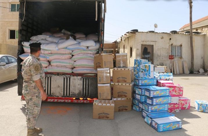 الجيش: ضبط مواد غذائية وأدوات كهربائية ومواد تنظيف مهربة في رأس بعلبك