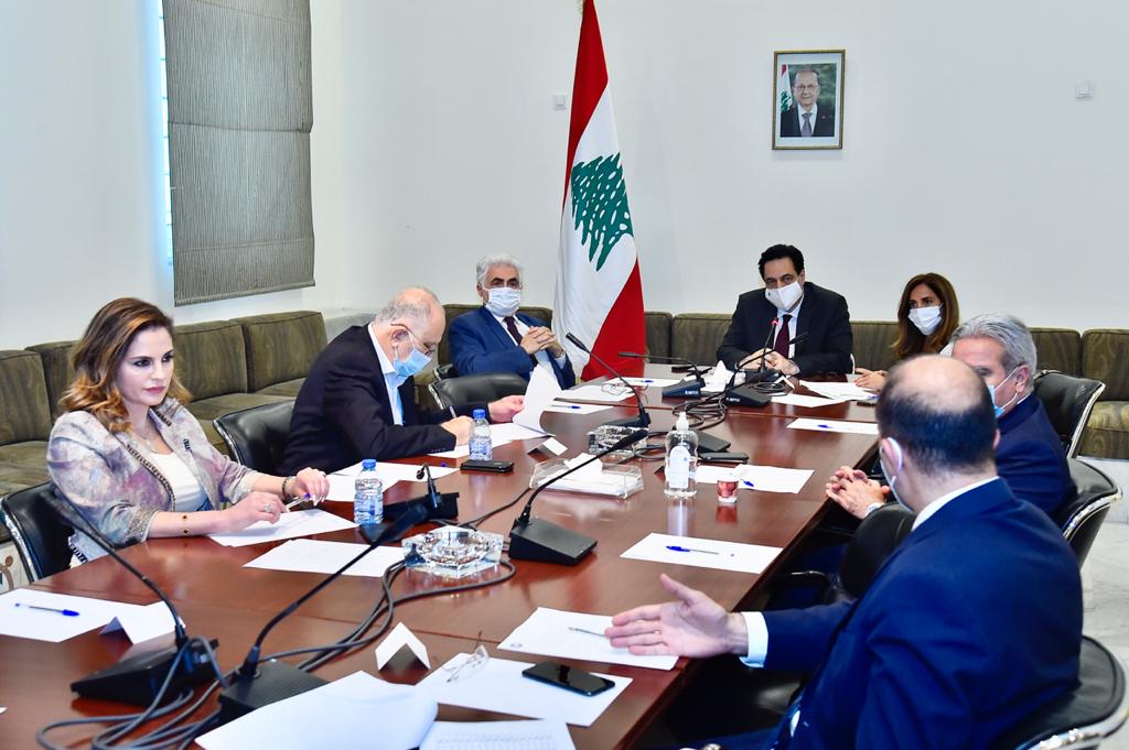 دياب ترأس اجتماعا تم الاتفاق فيه على إعادة فتح المطار في 1 تموز