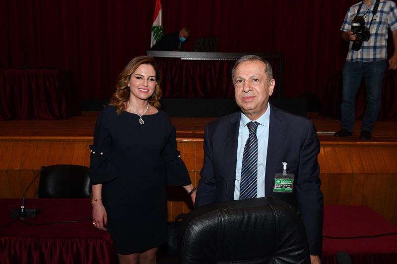 طرابلسي عرض مع عبد الصمد موضوع تثبيت المتعاقدين في الوزارة