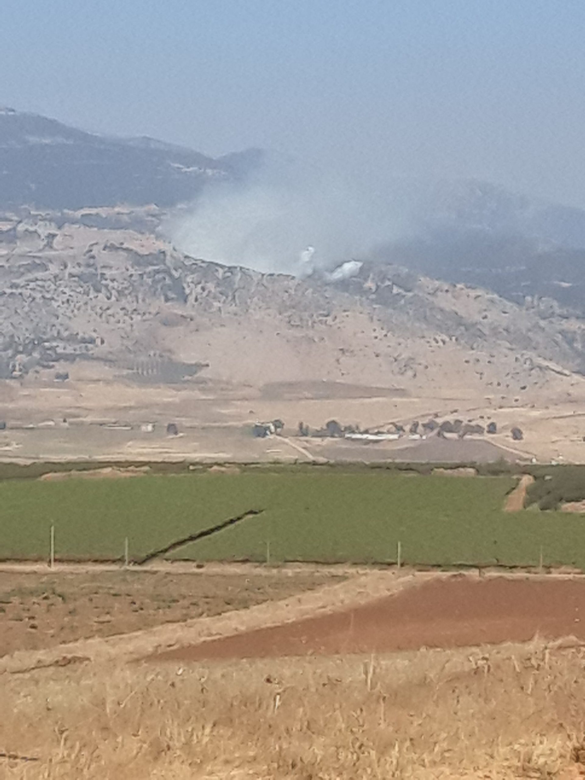 دبابة للعدو أطلقت 14 قذيفة قرب مزرعة بسطرة في مزارع شبعا المحتلة