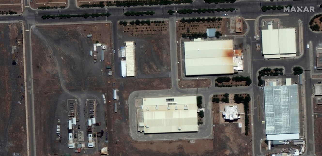 الحرس الثوري الإيراني يكشف هوية منفذ التفجير في منشأة نطنز النووية