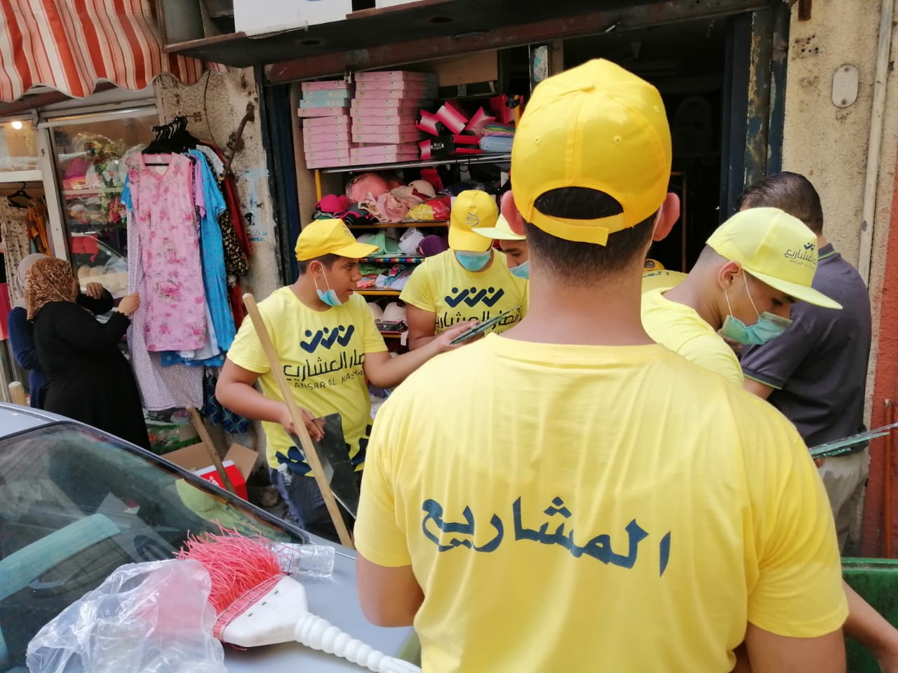 المشاريع تواصل حملتها الإغاثية في الكرنتينا وبرج حمود ومناطق بيروتية