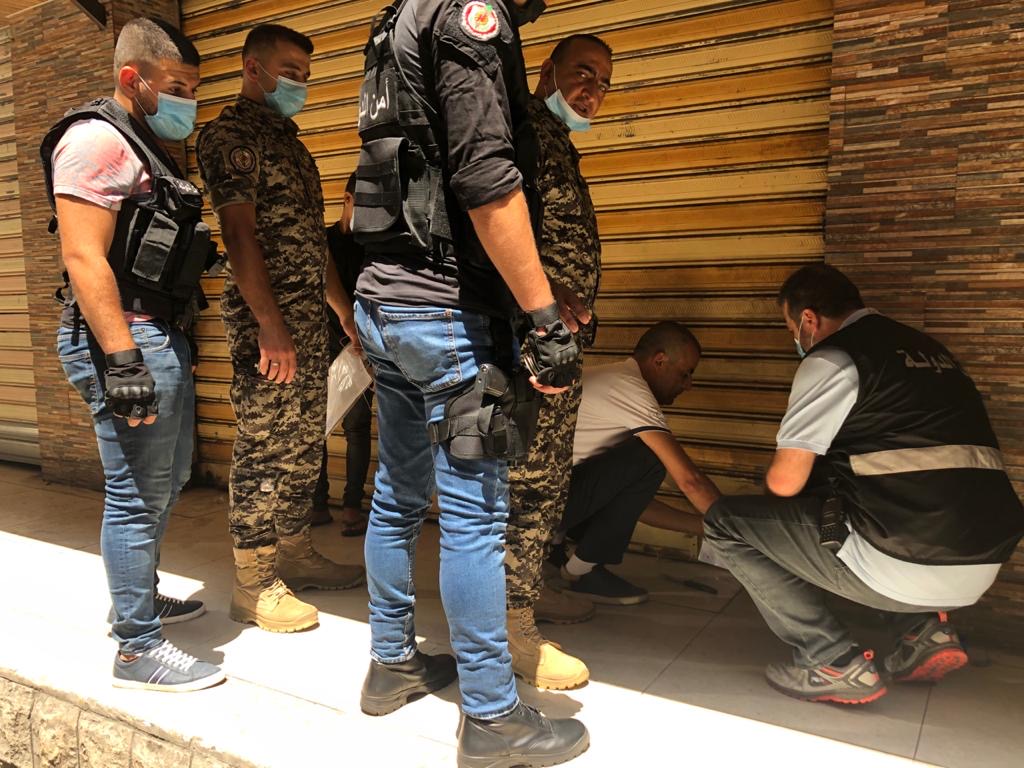 اقفال محطة لمعالجة وتكرير وتوزيع المياه في صيدا وضبط 156 دزينة معجنات فاسدة