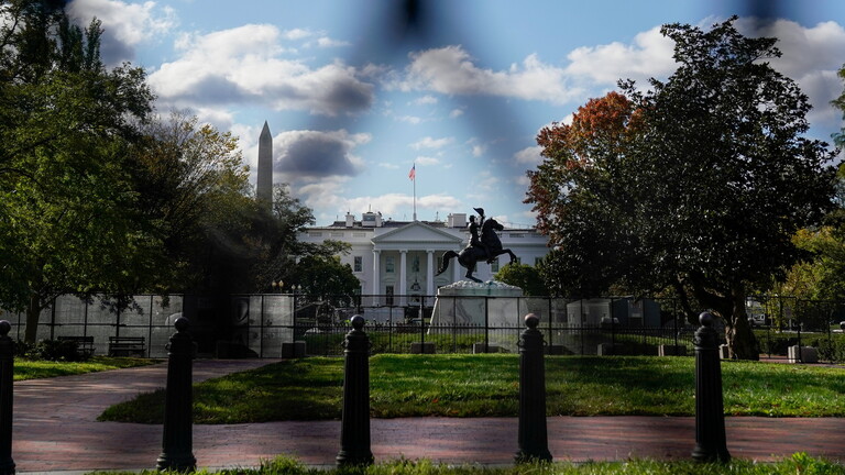 الغموض يلف نتائج انتخابات الرئاسة الأمريكية