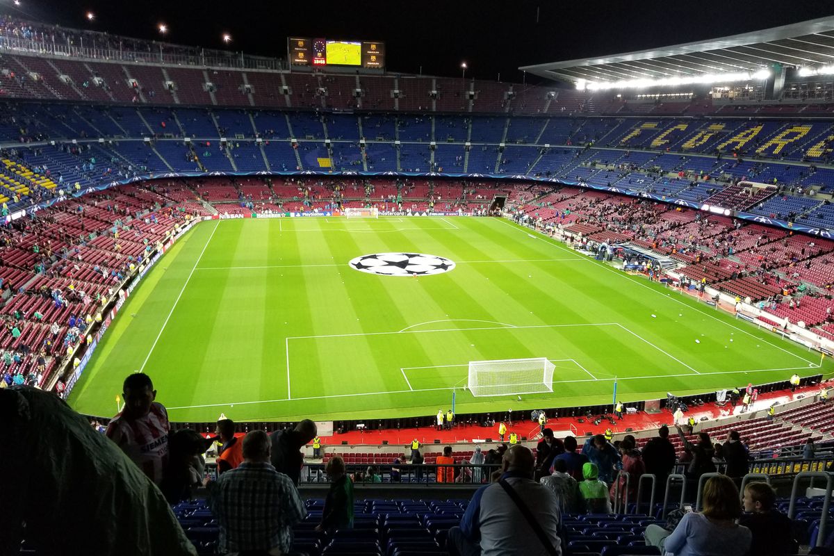 تحديد ديون برشلونة 200 مليون يورو .