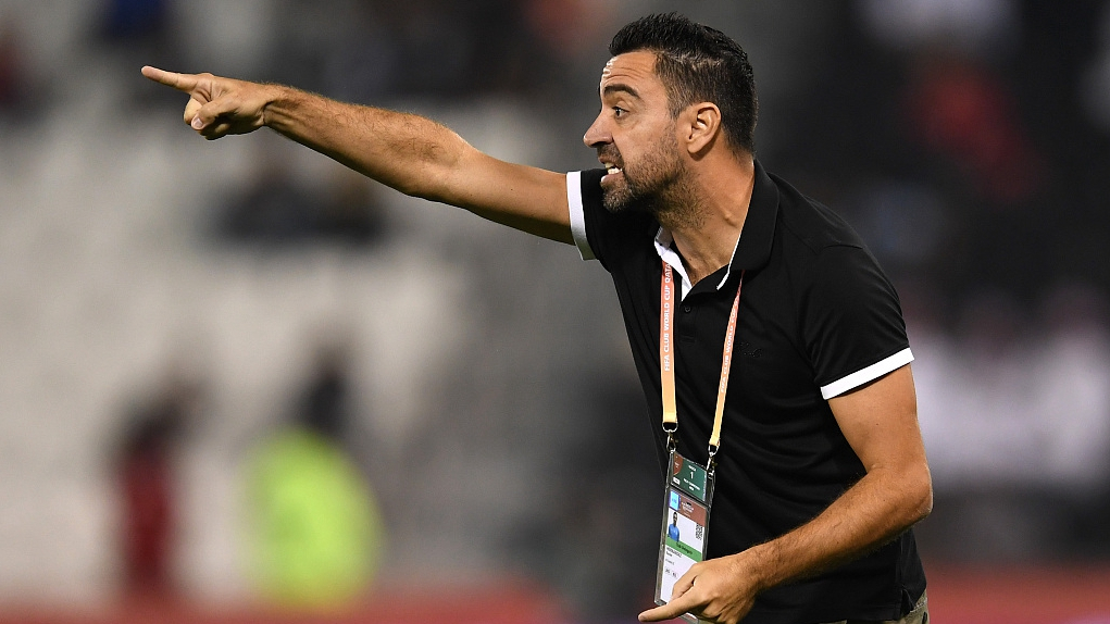 ءاخر الأخبار في إسبانيا : تشافي هيرنانديز لخلافة كومان في تدريب برشلونة , وأليغري أو راوول لخلافة زيدان في ريال مدريد .