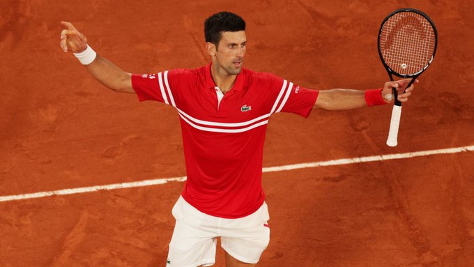بطولة رولان غاروس الفرنسية الدولية في كرة المضرب : ديوكوفيتش يثأر من نادال ويُخرجه من الدور النصف نهائي .