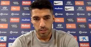 بعد اقتناع كومان بقرب الرحيل , لويس سواريز ينصح تشافي بعدم خلافته في تدريب برشلونة .