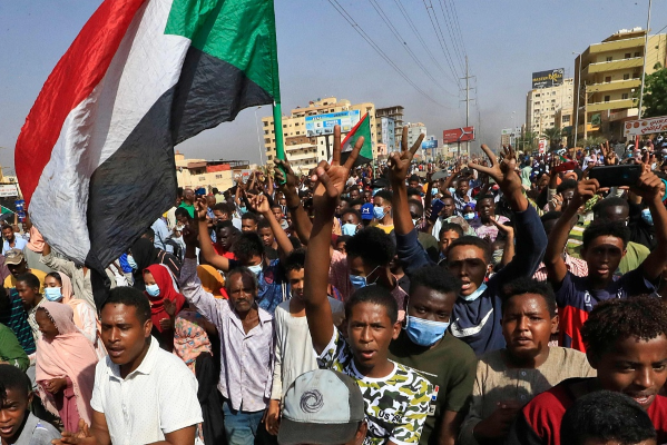 السودان: قتلى خلال تظاهرات رافضة للانقلاب