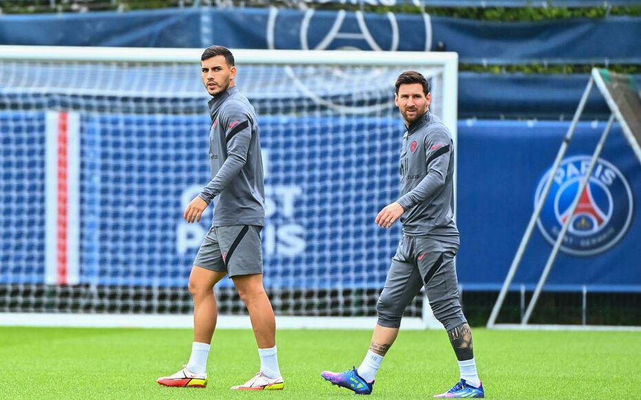 إهتزاز العلاقة بين ميسي وباري سان جيرمان . ليوناردو : أمضى وقته مع منتخب الأرجنتين أكثر مما أمضاه معنا .