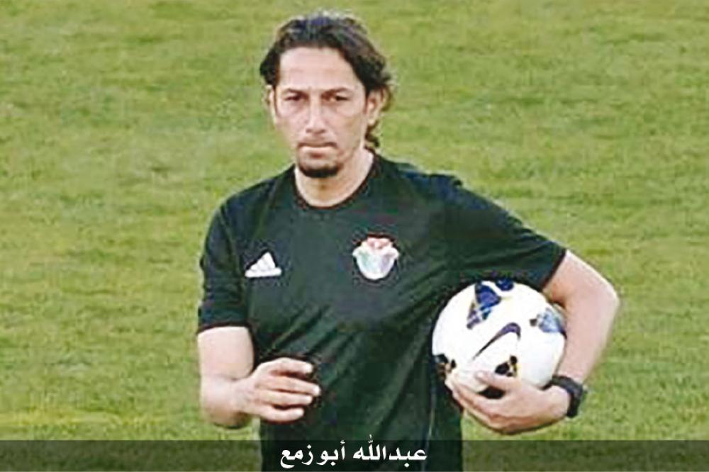 تعزيزات هامّة للأنصار على الطريق : عودة المدرّب الأردني عبد الله أبو زمع وتوقيع مع لاعبين . كرة السلّة : الأنترانيك يُلحٍق الخسارة الأولى ببطل الذهاب ويدخل المنافسة على إحدى بطاقات دور الأربعة .