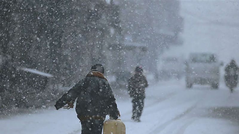إلغاء وتأخير آلاف الرحلات الجوية في الولايات المتحدة بسبب عاصفة شتوية قوية