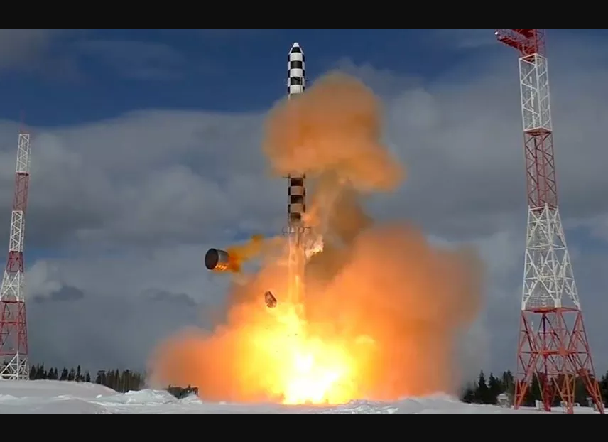 كوريا الشمالية تطلق “مقذوفًا غير محدّد” تجاه بحر اليابان