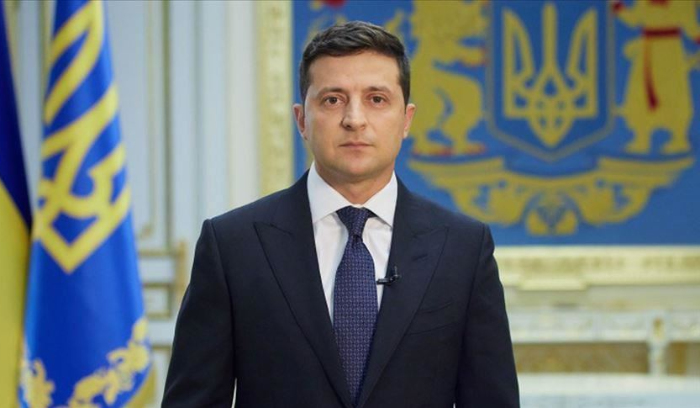 زيلينسكي زار خط المواجهة قرب باخموت