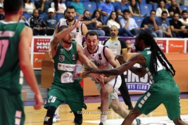 بطولة لبنان في كرة السلة : بيروت يكتسح الحكمة في افتتاح سلسلة الدّور النّصف نهائي , واسماعيل أحمد يعود إلى الرياضي .