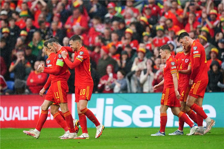 الملحق الأوروبي المؤهّل لمونديال قطر 2022 لكرة القدم : ويلز ءاخر أوروبا إلى المونديال بعد فوزها على أوكرانيا .