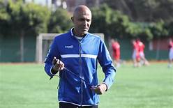 المدرّب جمال طه يعود للأنصار .