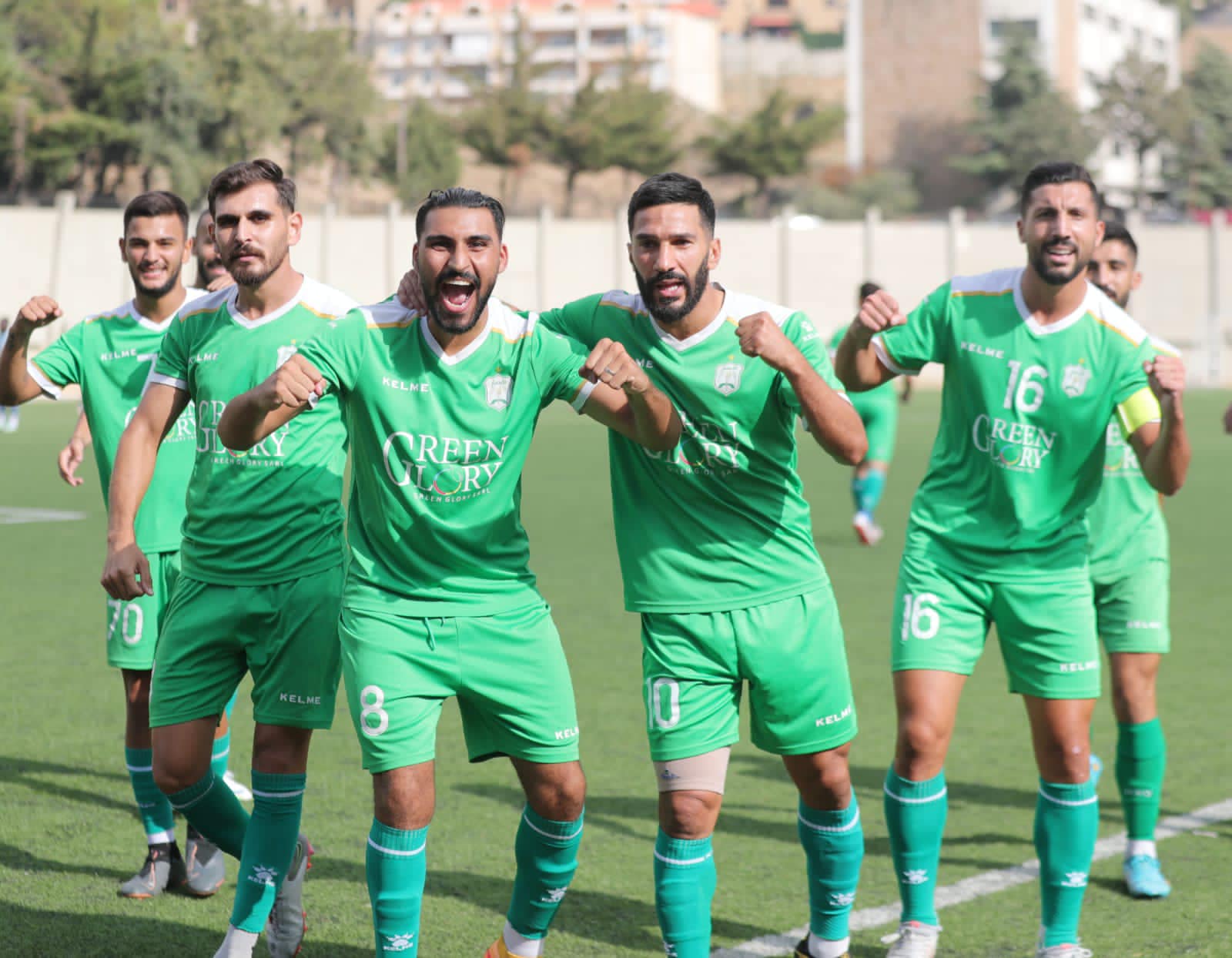 كأس النخبة في كرة القدم : الأنصار والعهد في النّهائي .