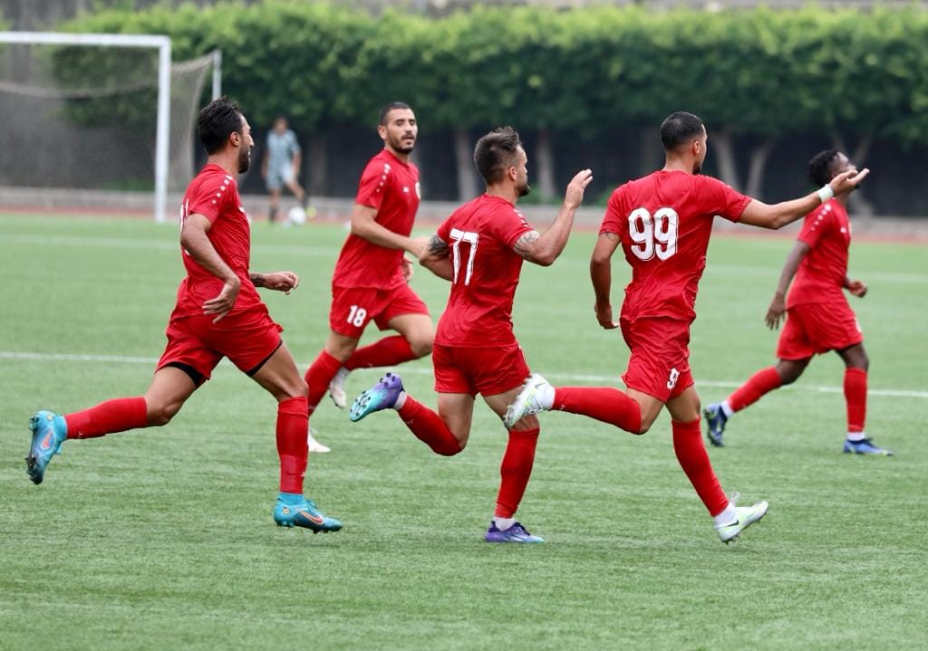 افتتاح الدوري اللبناني لكرة القدم لموسم 2023-2022 : النّجمة في الصدارة , فوز صعب للعهد , والساحل يفاجئ الأنصار .