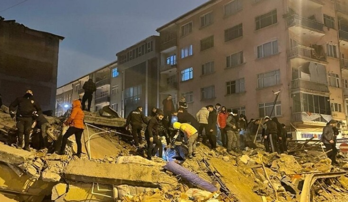 عمليات الإنقاذ تتواصل في سوريا وتركيا