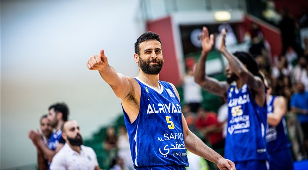 الرياضي بيروت يخسر وائل عرقجي , ويصعد إلى مرحلة نصف نهائي final 8 ,  لبطولة وصل في كرة السلّة .