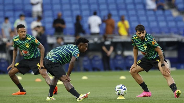 مباريات ودّية في كرة القدم , البرازيل التائهة تلتقي السنغال هذا المساء .