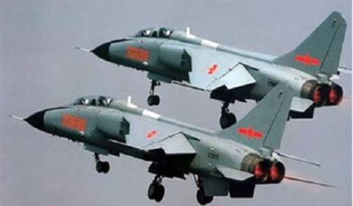 8 طائرات صينية تحلق قرب المياه التايوانية