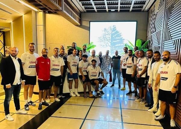 منتخب لبنان يتوجه إلى إندونيسيا للمشاركة في بطولة كأس العالم لكرة السلّة .