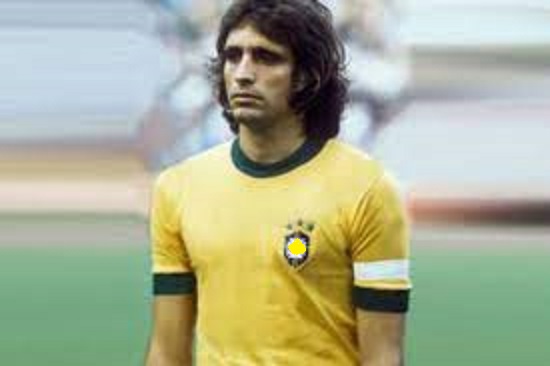 وفاة مارينيو بيريس قائد منتخب البرازيل في مونديال 74.