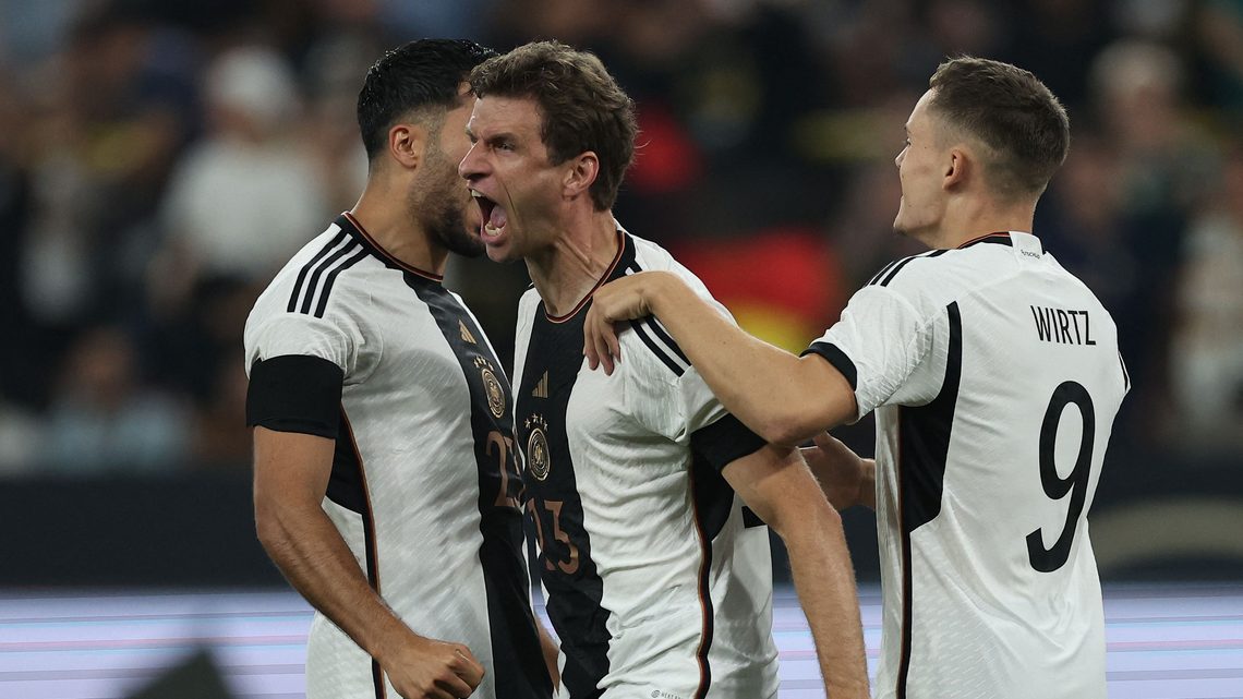 رودي فولر يردّ الإعتبار لمنتخب ألمانيا , بالفوز على فرنسا .