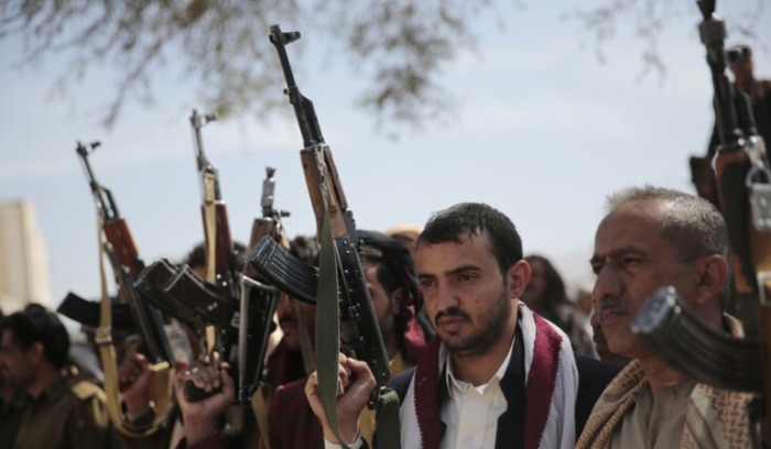 الحوثيون: أطلقنا دفعة كبيرة من الطائرات المسيرة على أهداف بعمق الكيان الصهيوني.